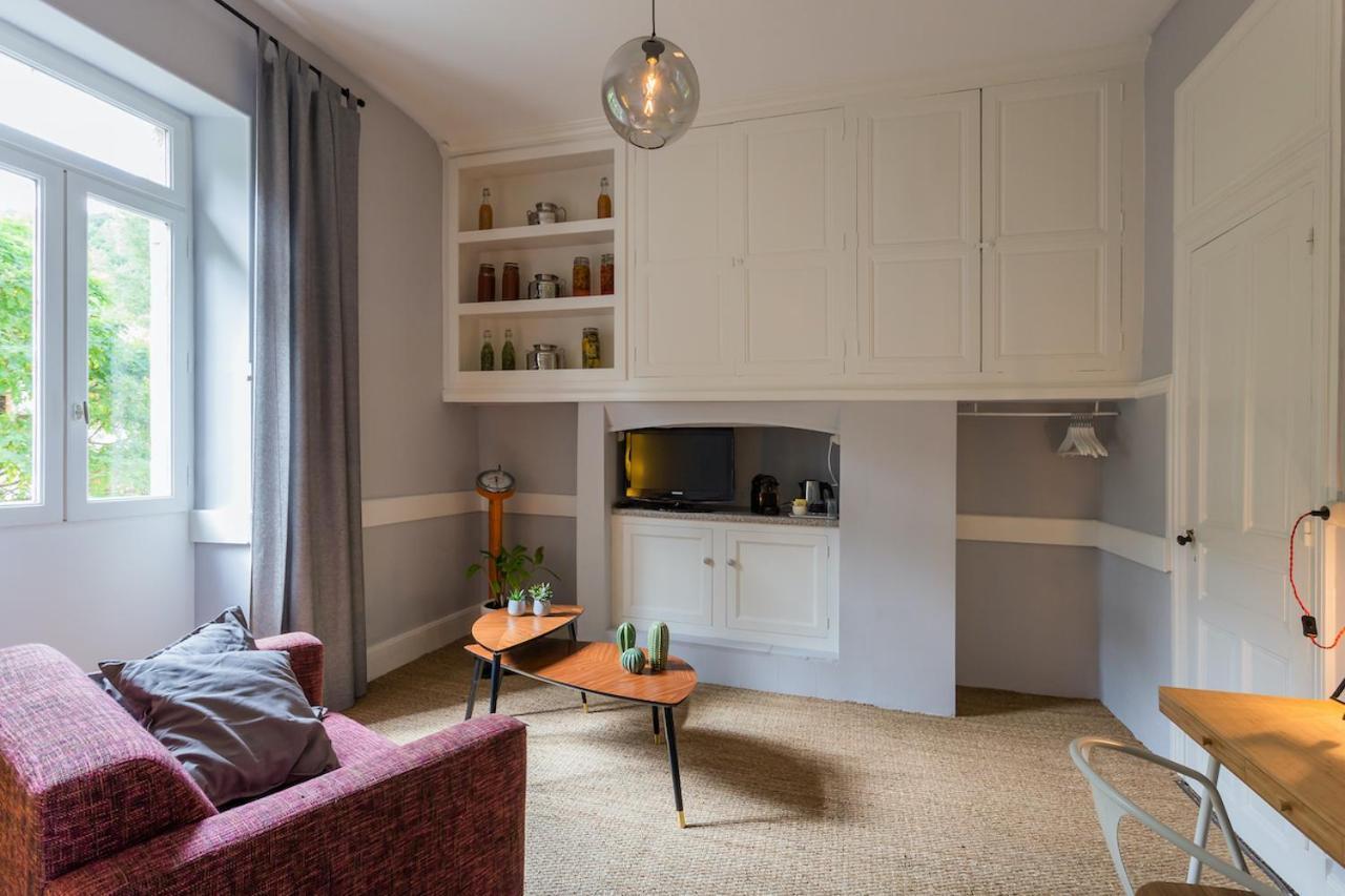 Bed and Breakfast Domaine La Rose Caylus Екстер'єр фото